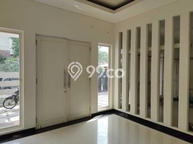 Rumah Elit LB 575m2 Siap Huni Desain Elegan di Citraland, Surabaya Rumah Elit LB 575m2 Siap Huni Desain Elegan di Citraland, Surabaya