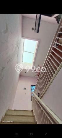 Dijual rumah BU 3 tingkat full di Muara Karang Dijual rumah BU 3 tingkat full di Muara Karang