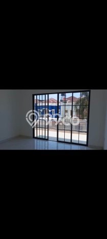Rumah Mewah LB 120m2 Siap Huni Desain Elegan di Kalideres, Jakarta Barat Rumah Mewah LB 120m2 Siap Huni Desain Elegan di Kalideres, Jakarta Barat