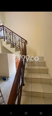 Disewakan Rumah Harga Terjangkau di Taman Palem Jakarta Barat dengan 3 Kamar Tidur Disewakan Rumah Harga Terjangkau di Taman Palem Jakarta Barat dengan 3 Kamar Tidur