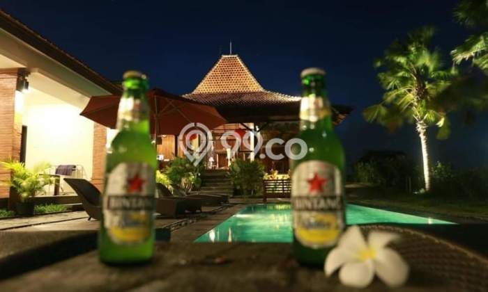 Rumah Elit LB 1000m2 Siap Pakai Desain Elegan di canggu, Badung Rumah Elit LB 1000m2 Siap Pakai Desain Elegan di canggu, Badung