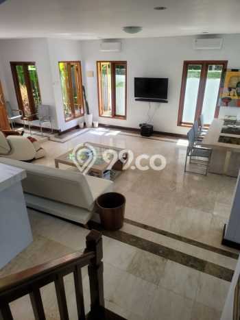 Jual Rumah Luas Megah Dengan View Eksklusif di Umalas, Badung Jual Rumah Luas Megah Dengan View Eksklusif di Umalas, Badung