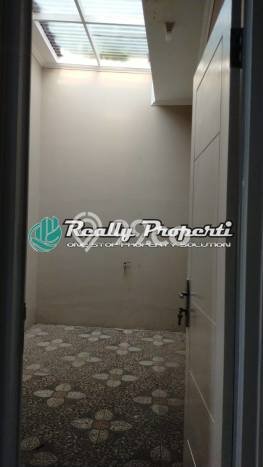 Disewakan! Rumah 4 Kamar Tidur &
2 Kamar Mandi di Jatimakmur, Bekasi Disewakan! Rumah 4 Kamar Tidur &
2 Kamar Mandi di Jatimakmur, Bekasi