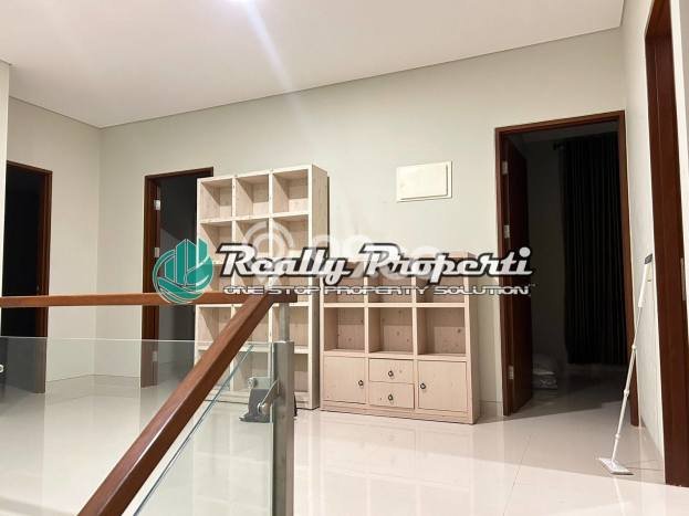 Disewakan Rumah Murah di Jatiwarna Bekasi dengan 4 KT Disewakan Rumah Murah di Jatiwarna Bekasi dengan 4 KT