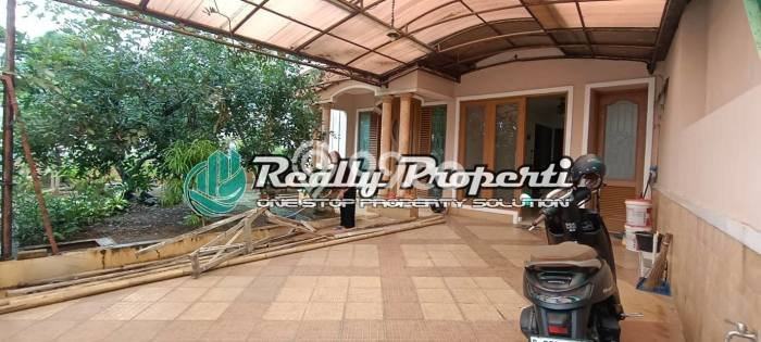 Jual Rumah Mewah Elegan Dengan View Eksklusif di Pondok Kelapa, Jakarta Timur Jual Rumah Mewah Elegan Dengan View Eksklusif di Pondok Kelapa, Jakarta Timur