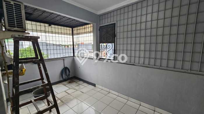 Ruko Dijual di Cengkareng LT 96m2, LB 198m2 Solusi Investasi Cerdas Ruko Dijual di Cengkareng LT 96m2, LB 198m2 Solusi Investasi Cerdas