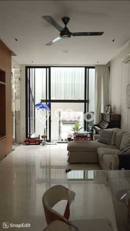 Rumah Luxury Modern Tanpa Renovasi di Pluit Jakarta Utara Rumah Luxury Modern Tanpa Renovasi di Pluit Jakarta Utara