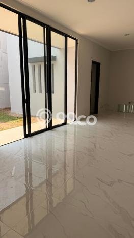 Dijual Rumah Luas Megah Dengan View Cantik di Pantai Indah Kapuk 2, Jakarta Utara Dijual Rumah Luas Megah Dengan View Cantik di Pantai Indah Kapuk 2, Jakarta Utara