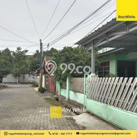BEST CHOICE! Rumah di Way Halim, LT 142m2m² Bangunan 85m2m² BEST CHOICE! Rumah di Way Halim, LT 142m2m² Bangunan 85m2m²