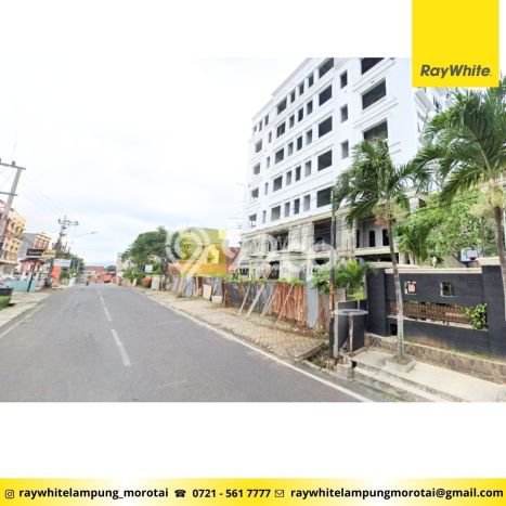 Rumah Lingkungan Asri kawasan Tanjung Karang Pusat, Bandar Lampung, LT 1542m2m² Bangunan 1664m2m² Rumah Lingkungan Asri kawasan Tanjung Karang Pusat, Bandar Lampung, LT 1542m2m² Bangunan 1664m2m²