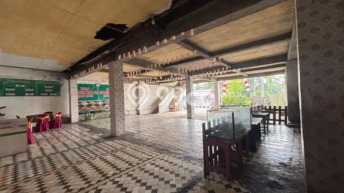 Rumah Mewah Siap Huni LT 3156m2 di Rajabasa, Bandar Lampung Rumah Mewah Siap Huni LT 3156m2 di Rajabasa, Bandar Lampung
