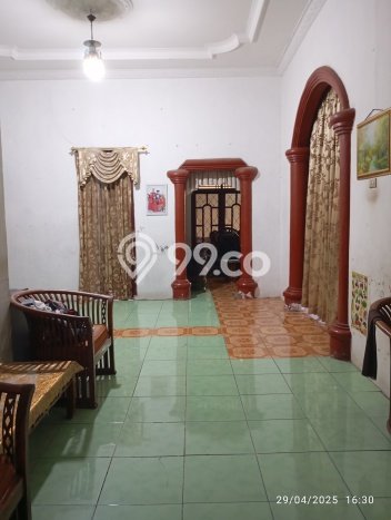 BEST OFFER! Rumah Siap Huni di Tanjung Karang Barat, Luas 300m2m² Bangunan 351m2m² BEST OFFER! Rumah Siap Huni di Tanjung Karang Barat, Luas 300m2m² Bangunan 351m2m²