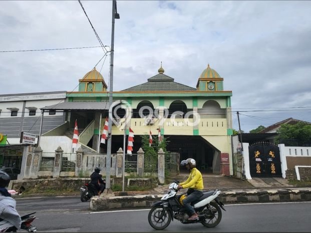 Rumah Mewah Siap Huni LT 3156m2 di Rajabasa, Bandar Lampung Rumah Mewah Siap Huni LT 3156m2 di Rajabasa, Bandar Lampung