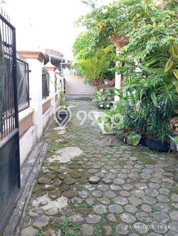 BEST OFFER! Rumah Siap Huni di Tanjung Karang Barat, Luas 300m2m² Bangunan 351m2m² BEST OFFER! Rumah Siap Huni di Tanjung Karang Barat, Luas 300m2m² Bangunan 351m2m²