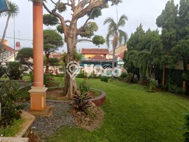 Siap Huni Rumah Mewah 5 Kamar di Teluk Betung Utara Dekat ke Mana Pun Siap Huni Rumah Mewah 5 Kamar di Teluk Betung Utara Dekat ke Mana Pun