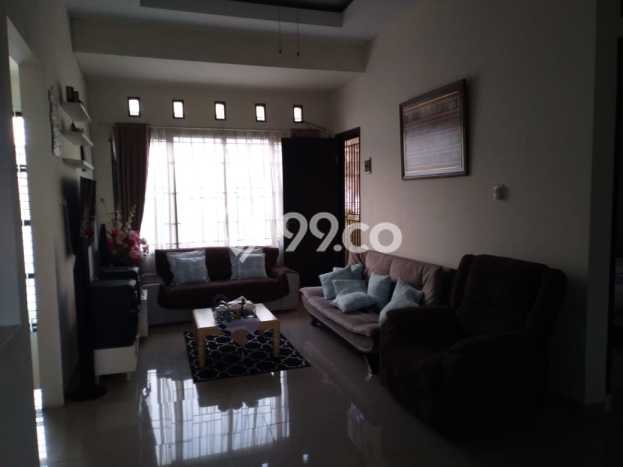 Rumah Strategis Modern Lb 200m2 di Tanjung Karang Barat, Bandar Lampung Rumah Strategis Modern Lb 200m2 di Tanjung Karang Barat, Bandar Lampung