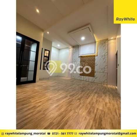 Siap Huni Rumah Mewah 4 Kamar di Way Halim Dekat ke Mana Saja Siap Huni Rumah Mewah 4 Kamar di Way Halim Dekat ke Mana Saja