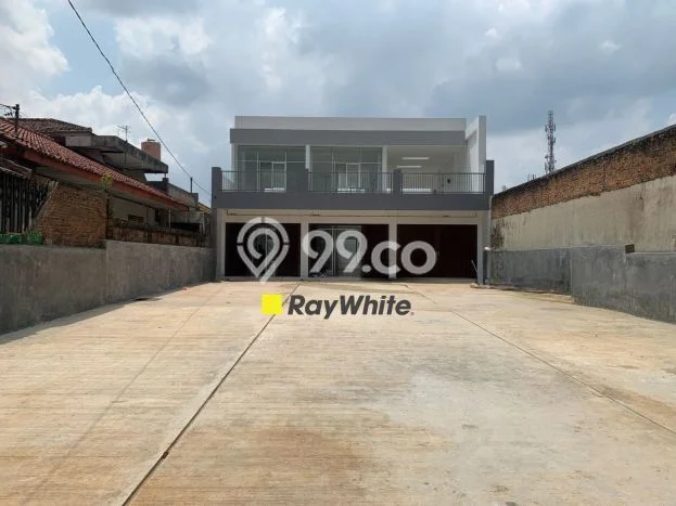 Ruko bagus disewakan di Tanjung Karang Pusat Bandar Lampung dengan LB 360m2 harga sewa terbaik Ruko bagus disewakan di Tanjung Karang Pusat Bandar Lampung dengan LB 360m2 harga sewa terbaik