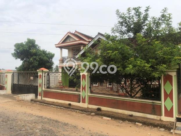 Jual Rumah Harga Miring Metro Kibang Punya 5 Kamar & LT 670m2 Jual Rumah Harga Miring Metro Kibang Punya 5 Kamar & LT 670m2