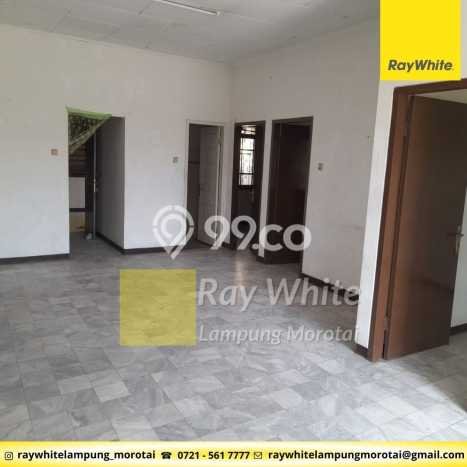 Jual Rumah Bagus Siap Huni LB 180m2 di Way Halim, Bandar Lampung Jual Rumah Bagus Siap Huni LB 180m2 di Way Halim, Bandar Lampung