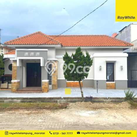 Hunian Cantik Modern Lb 215m2 di Tanjung Karang Timur, Bandar Lampung Hunian Cantik Modern Lb 215m2 di Tanjung Karang Timur, Bandar Lampung