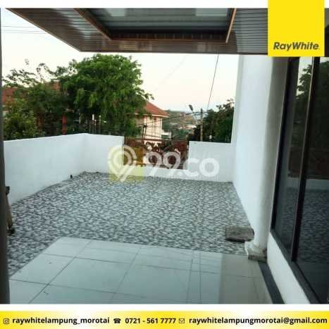 Siap Huni Hunian Elit 5 Kamar di Tanjung Karang Barat Dekat ke Mana Saja Siap Huni Hunian Elit 5 Kamar di Tanjung Karang Barat Dekat ke Mana Saja