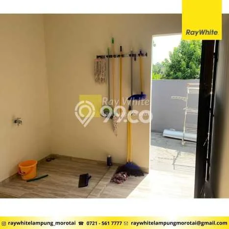 Rumah Strategis Modern Lb 206m2 di Rajabasa, Bandar Lampung Rumah Strategis Modern Lb 206m2 di Rajabasa, Bandar Lampung