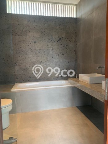 Rumah di Canggu, Badung, Luas 120m² LB 126m² - INVESTASI TERBAIK! Rumah di Canggu, Badung, Luas 120m² LB 126m² - INVESTASI TERBAIK!