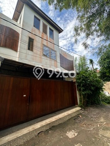 Vila Strategis di , Luas 500m2m², Dekat ke berbagai kebutuhan Vila Strategis di , Luas 500m2m², Dekat ke berbagai kebutuhan
