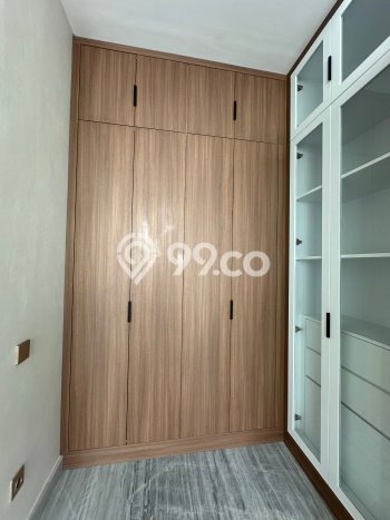 Hunian Elit LB 198m2 Siap Huni Desain Elegan di Umalas, Badung Hunian Elit LB 198m2 Siap Huni Desain Elegan di Umalas, Badung