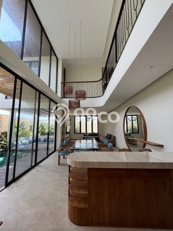 Vila Terawat Kawasan , Luas 185m2m², Lingkungan Asri dan nyaman Vila Terawat Kawasan , Luas 185m2m², Lingkungan Asri dan nyaman