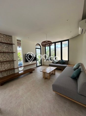 Vila Terawat Kawasan , Luas 185m2m², Lingkungan Asri dan nyaman Vila Terawat Kawasan , Luas 185m2m², Lingkungan Asri dan nyaman