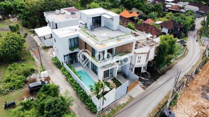 Vila di , Luas 250m2m², Lokasi Premium Vila di , Luas 250m2m², Lokasi Premium
