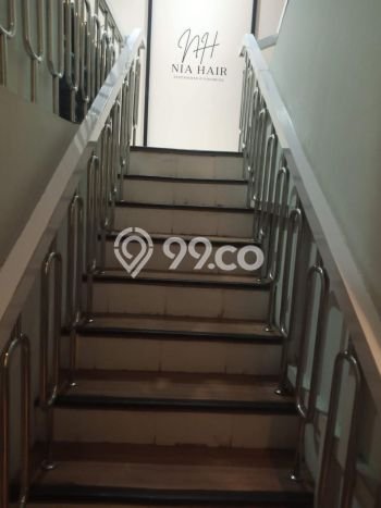 Ruko Bagus Dijual LB 245m2 Lokasi Strategis Jakarta Selatan Area Cocok untuk Berbisnis Ruko Bagus Dijual LB 245m2 Lokasi Strategis Jakarta Selatan Area Cocok untuk Berbisnis