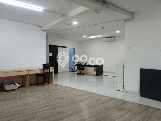 Rumah Elit LB 500m2 Siap Huni Desain Elegan di Prapanca, Jakarta Selatan Rumah Elit LB 500m2 Siap Huni Desain Elegan di Prapanca, Jakarta Selatan