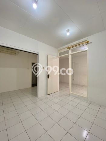 Rumah Elit LB 150m2 Siap Pakai Desain Elegan di Pondok Indah, Jakarta Selatan Rumah Elit LB 150m2 Siap Pakai Desain Elegan di Pondok Indah, Jakarta Selatan