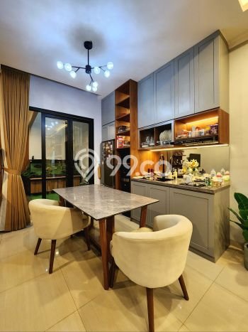 Rumah Elit LB 200m2 Siap Huni Desain Elegan di Pondok Indah, Jakarta Selatan Rumah Elit LB 200m2 Siap Huni Desain Elegan di Pondok Indah, Jakarta Selatan