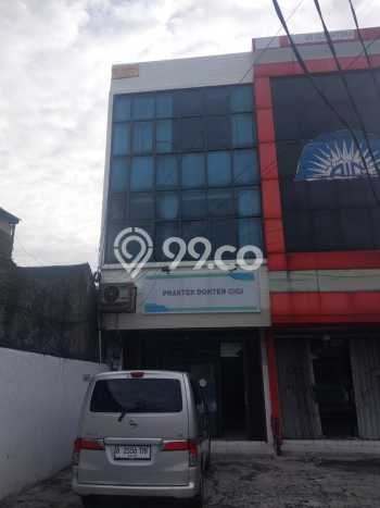 LOKASI STRATEGIS! Ruko di , Luas 300m2m², Jalan Strategis LOKASI STRATEGIS! Ruko di , Luas 300m2m², Jalan Strategis