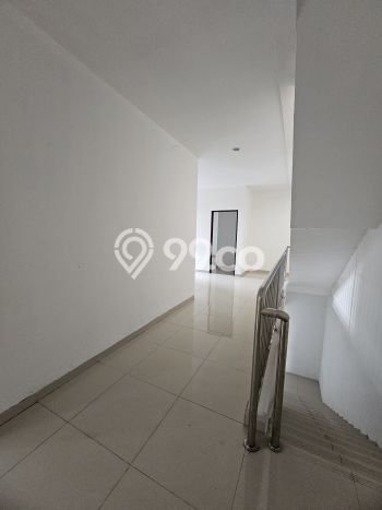Rumah Luas Asri 4 KT Siap Huni di Bintaro Jakarta Selatan Rumah Luas Asri 4 KT Siap Huni di Bintaro Jakarta Selatan