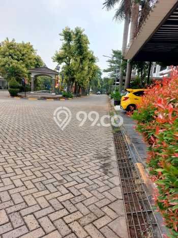 Rumah Modern 5 KT di Cibubur Jakarta Timur Rumah Modern 5 KT di Cibubur Jakarta Timur