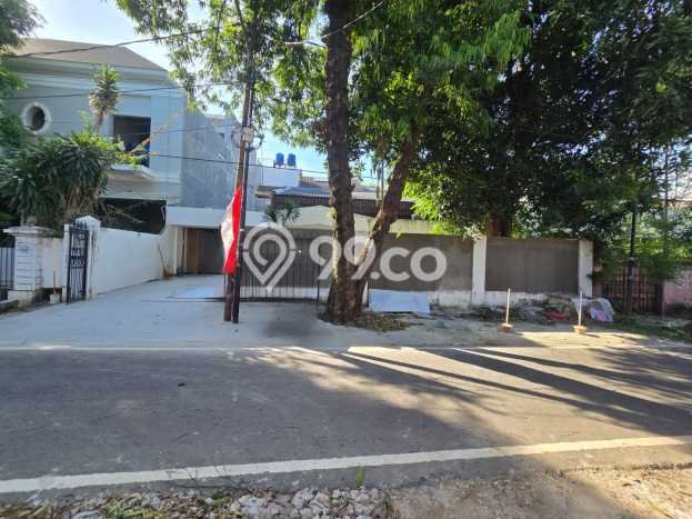 Rumah area Kebayoran Baru, 6 KT, Dekat Fasilitas Umum, LT 360m² Bangunan 250m² Rumah area Kebayoran Baru, 6 KT, Dekat Fasilitas Umum, LT 360m² Bangunan 250m²