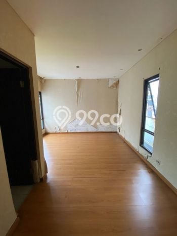 Rumah Berkualitas di , Jakarta Selatan, Luas 244m2m² Bangunan 200m2m² - BISA KPR! Rumah Berkualitas di , Jakarta Selatan, Luas 244m2m² Bangunan 200m2m² - BISA KPR!