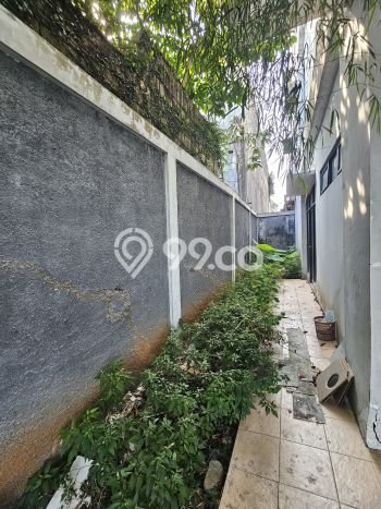 Rumah Luas Asri 4 KT Siap Huni di Bintaro Jakarta Selatan Rumah Luas Asri 4 KT Siap Huni di Bintaro Jakarta Selatan