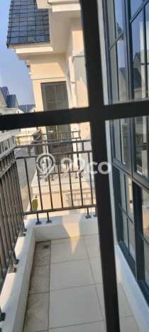 Rumah Modern Cantik 5 Kamar Siap Huni di Tangerang Rumah Modern Cantik 5 Kamar Siap Huni di Tangerang