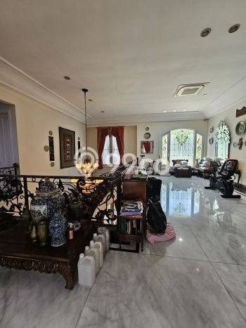 Hunian Mewah Siap Huni LT 650m2 di Kebayoran Baru, Jakarta Selatan Hunian Mewah Siap Huni LT 650m2 di Kebayoran Baru, Jakarta Selatan