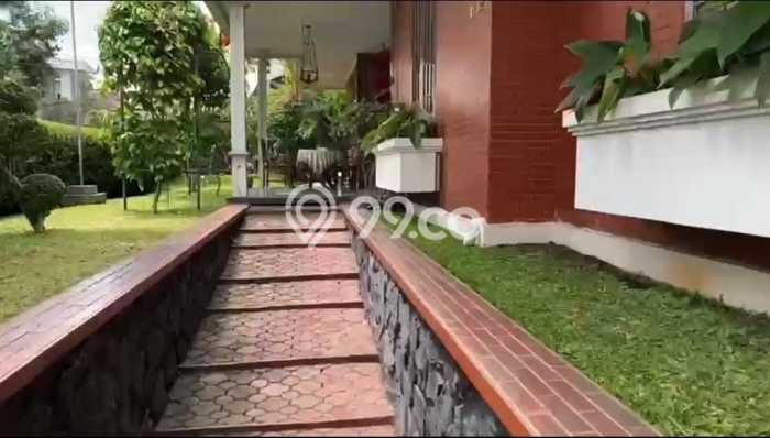 For Sale! Luxury House LT 901m2 Desain Modern di Gunung Batu For Sale! Luxury House LT 901m2 Desain Modern di Gunung Batu