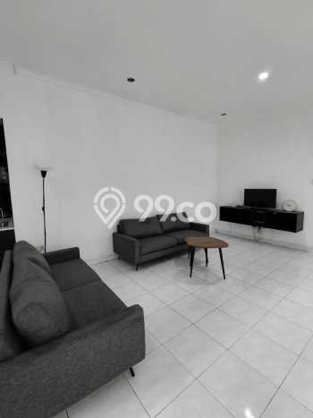 Rumah Disewakan Bandung LT 200m2 LB 150m2 Area Singgasana Rumah Disewakan Bandung LT 200m2 LB 150m2 Area Singgasana