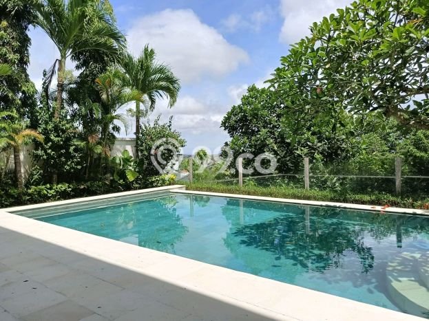 Hunian Bagus Disewakan di Ungasan, Badung LT 500m2, LB 314m2 Hunian Bagus Disewakan di Ungasan, Badung LT 500m2, LB 314m2
