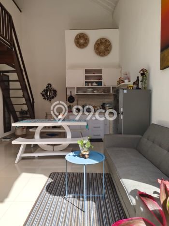 UNIT LANGKA! Rumah di Kerobokan, 3 KT, View Kota, Luas 200m² Bangunan 300m² UNIT LANGKA! Rumah di Kerobokan, 3 KT, View Kota, Luas 200m² Bangunan 300m²