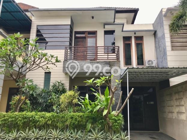 PROPERTI PILIHAN! Rumah Asri di Denpasar Selatan, LT 220m² Bangunan 265m² PROPERTI PILIHAN! Rumah Asri di Denpasar Selatan, LT 220m² Bangunan 265m²